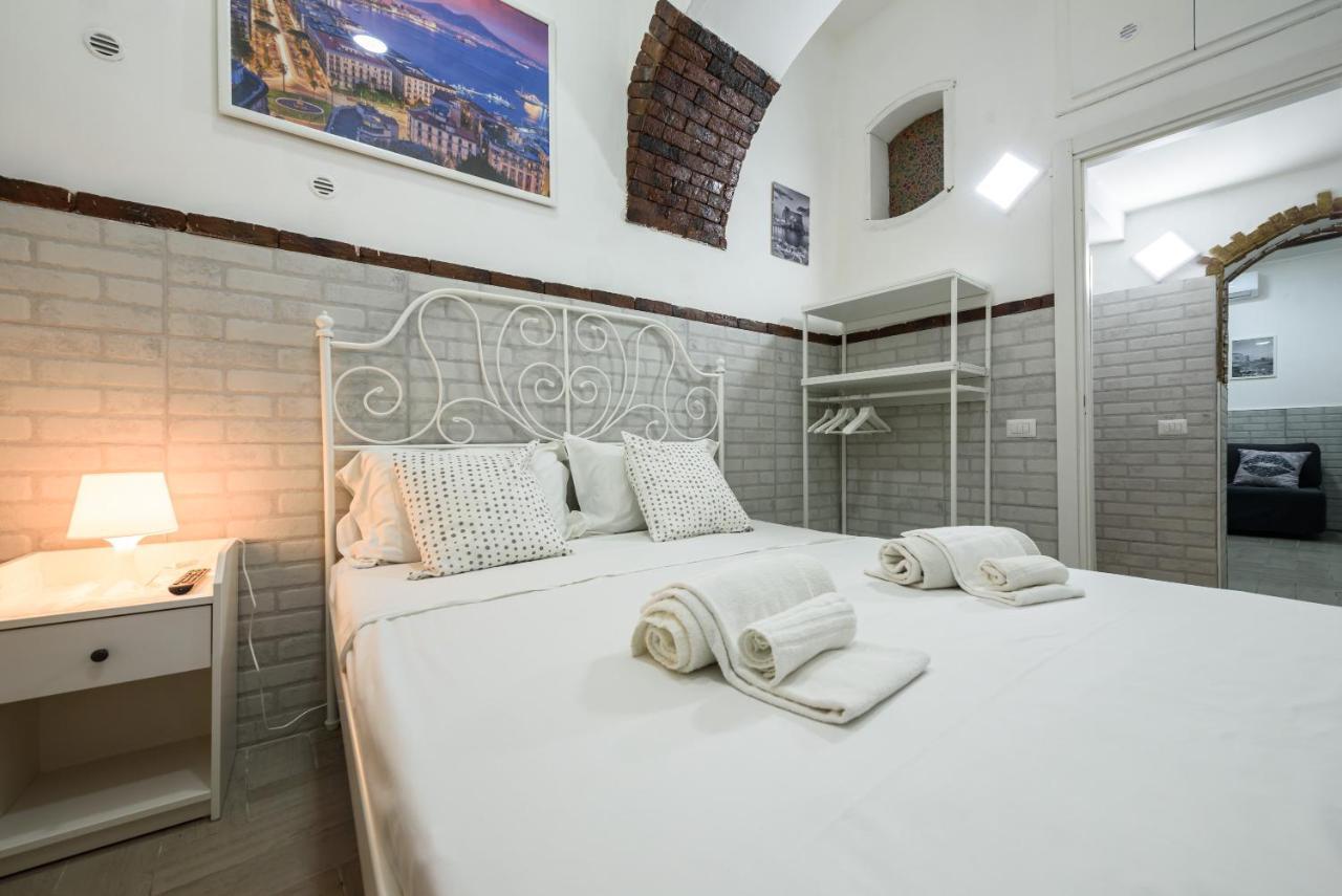 Esse Home Неаполь Экстерьер фото
